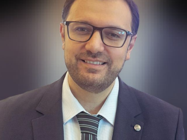 أحمد الزيـر